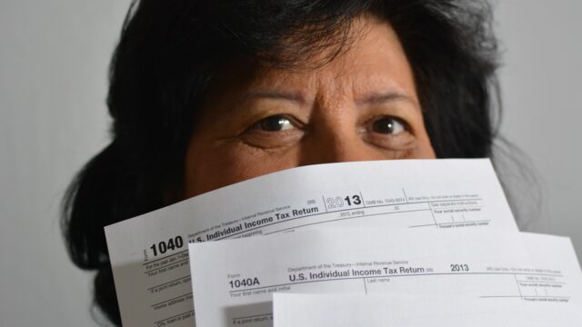 taxes, bills, 1040